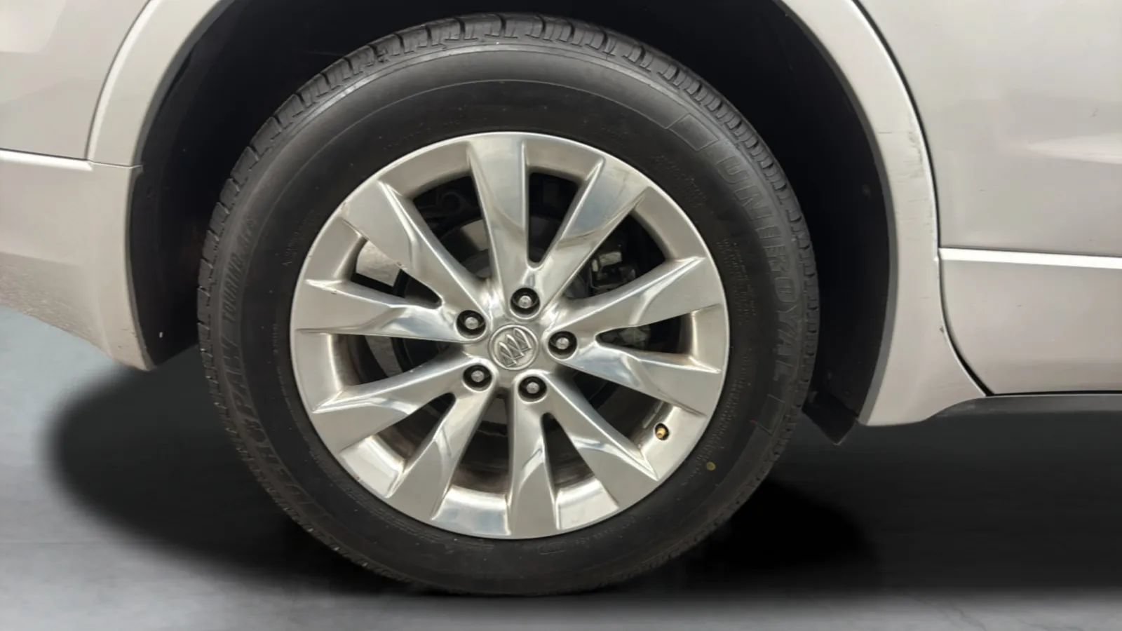 Used 2018 Buick Envision Essence AWD/4WD image 28