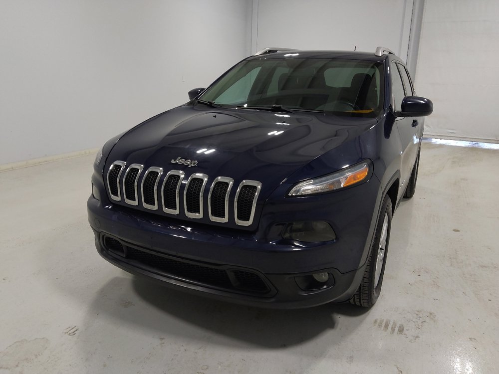Used 2015 Jeep Cherokee Latitude w/ Cold Weather Group image 15