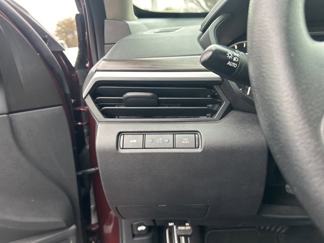 Used 2024 Nissan Altima 2.5 SV image 21