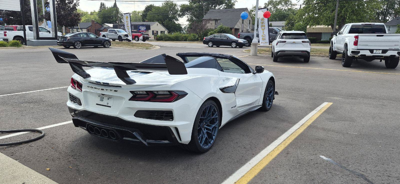 Used 2025 Chevrolet Corvette ZR1 w/ ZR1 Carbon Fiber Aero Package RWD image 3