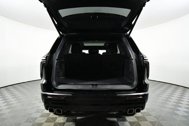 New 2026 Chevrolet Traverse High Country w/ LPO, Floor Liner Package image 26