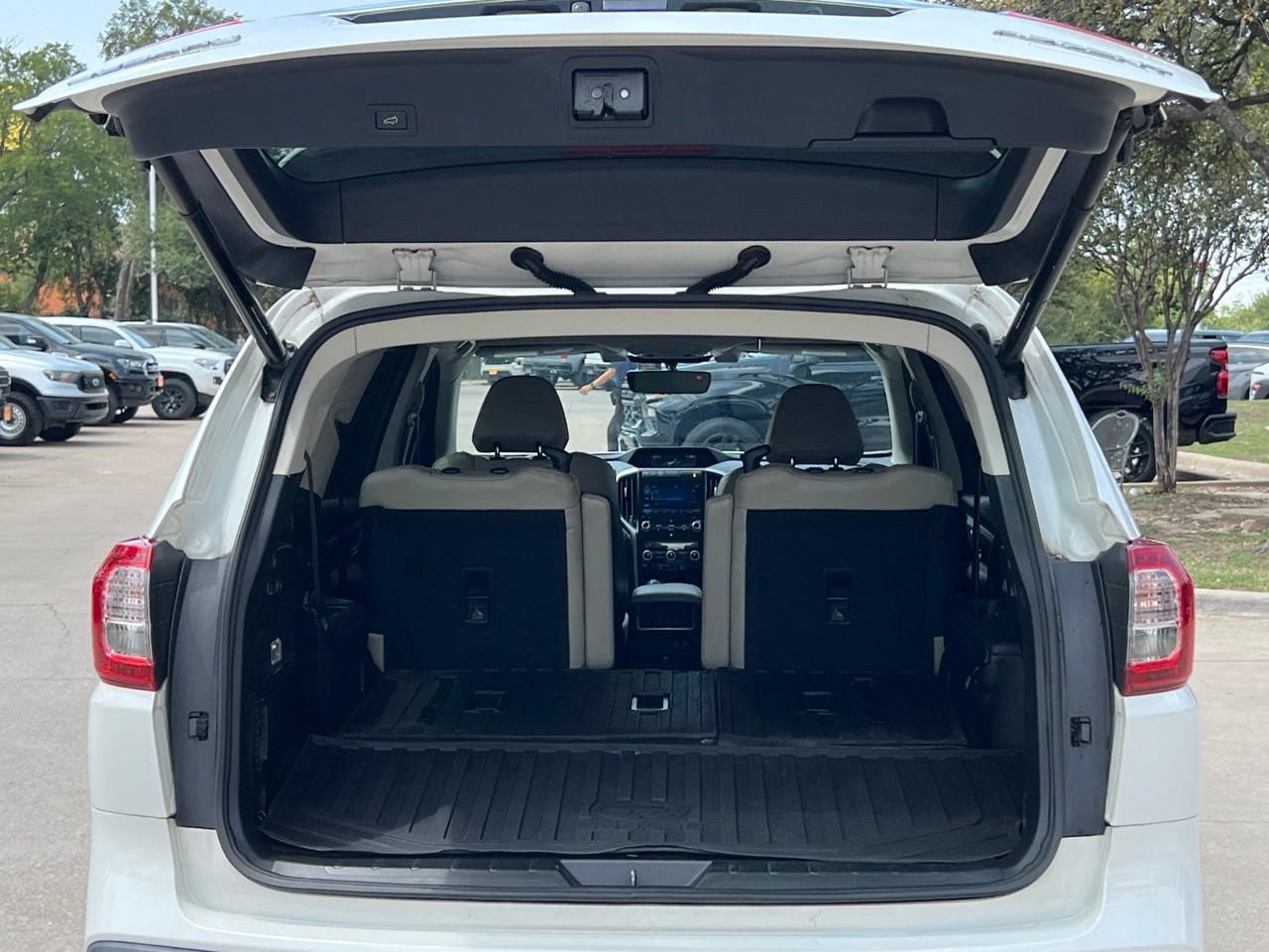 Used 2019 Subaru Ascent Limited AWD/4WD image 24