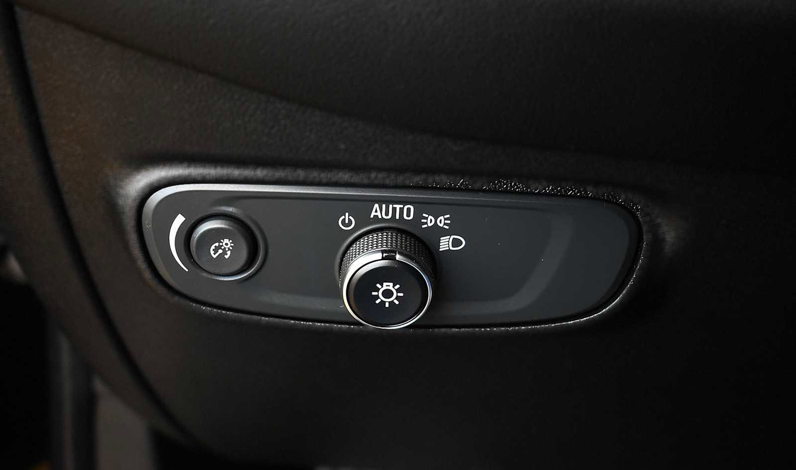 Used 2019 Chevrolet Equinox LT image 23