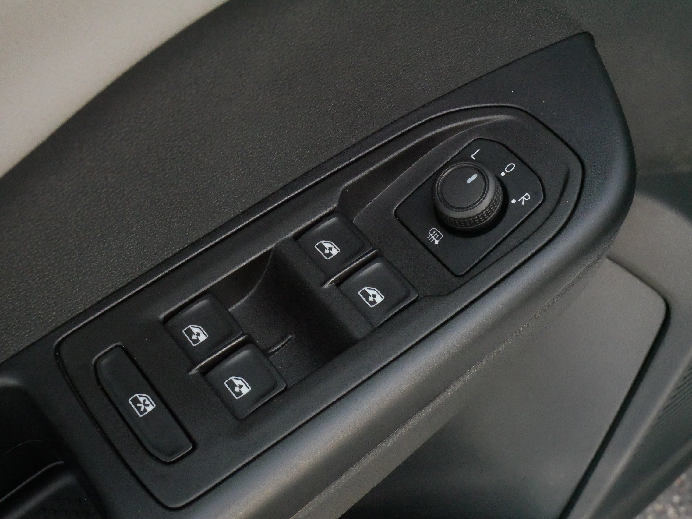 Certified 2024 Volkswagen Taos SE AWD/4WD image 19