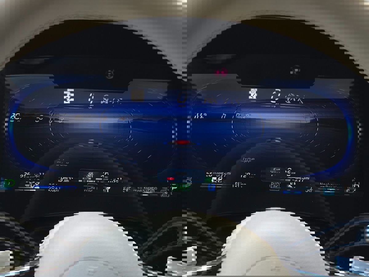 Used 2023 Mercedes-Benz EQS 580 4MATIC Sedan image 35