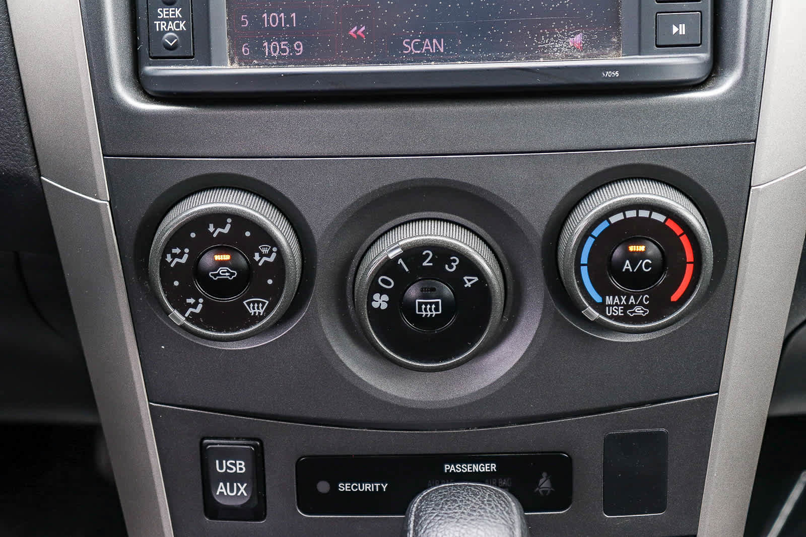 Used 2013 Toyota Corolla S FWD image 19