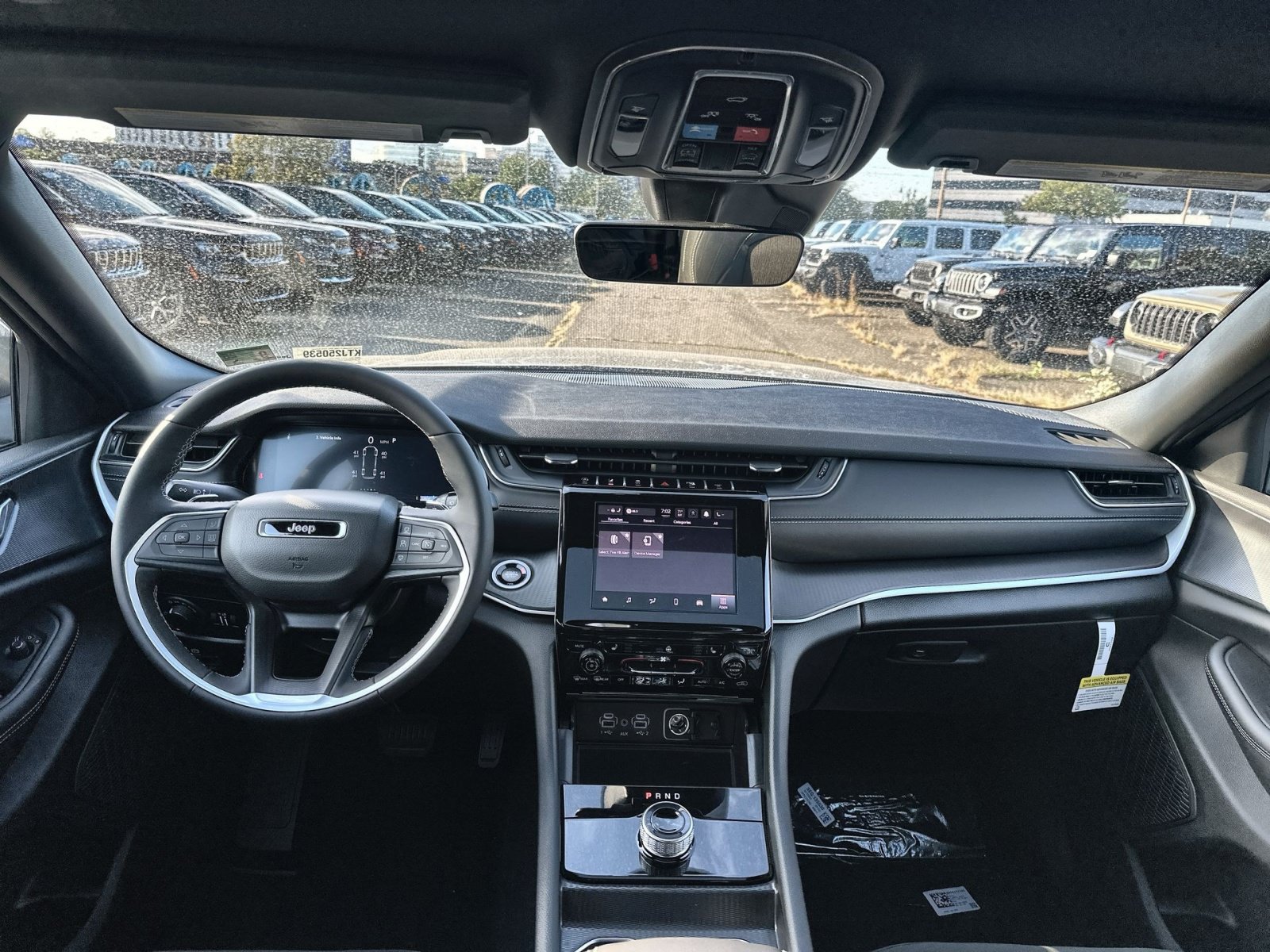 New 2025 Jeep Grand Cherokee L Laredo w/ Luxury Tech Group I AWD/4WD image 22