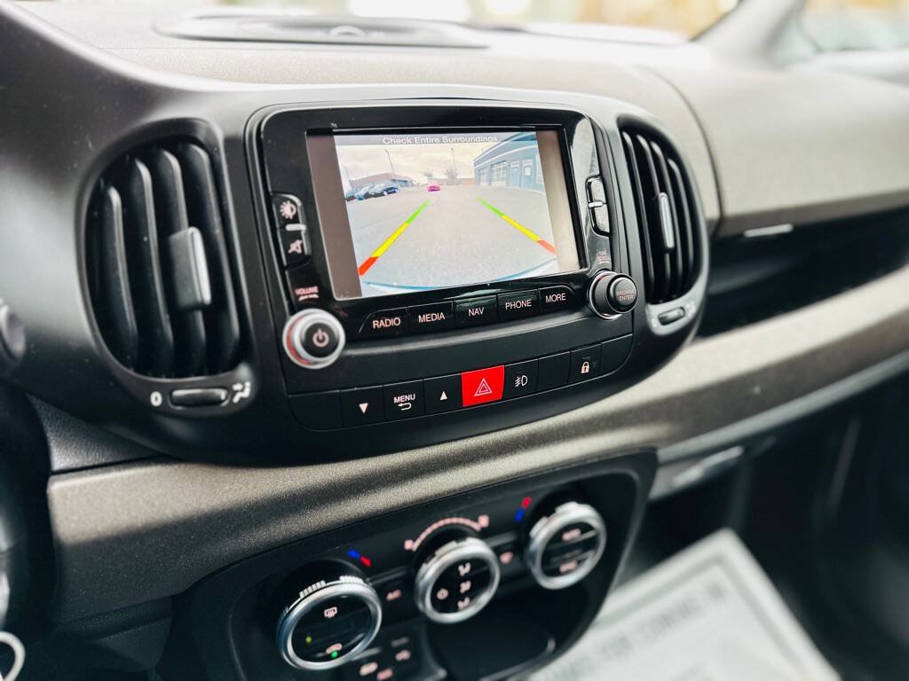 Used 2014 FIAT 500L Trekking w/ Popular Equipment Group FWD image 19