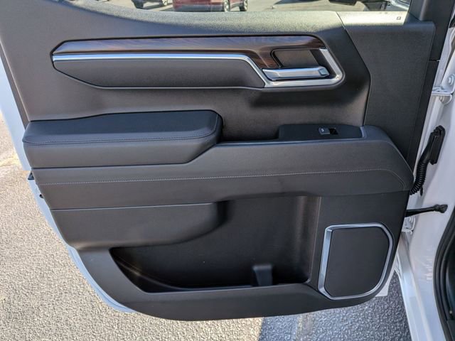 Used 2025 GMC Sierra 1500 SLT RWD image 27