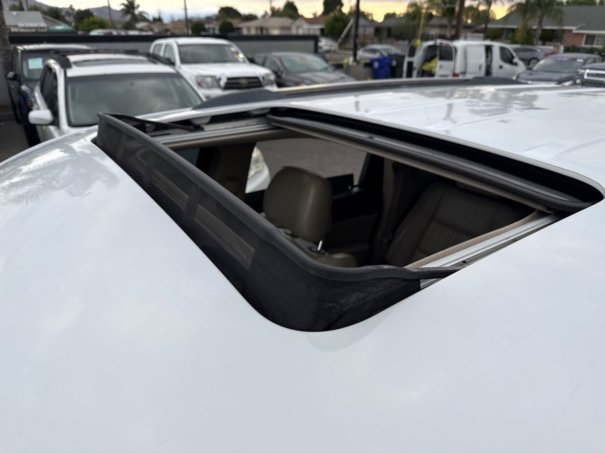 Used 2015 Jeep Grand Cherokee Limited RWD image 28