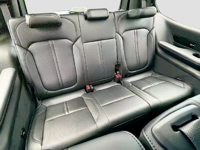 New 2026 Jeep Grand Wagoneer Summit w/ Premium Group III AWD/4WD image 28