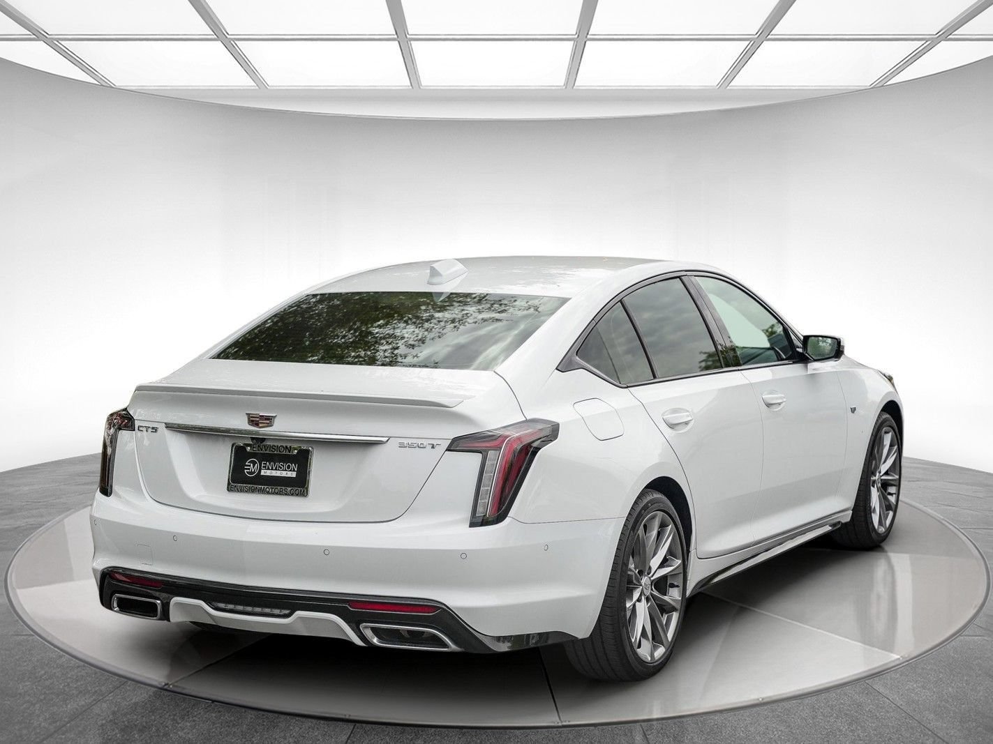 Used 2025 Cadillac CT5 Sport RWD image 4