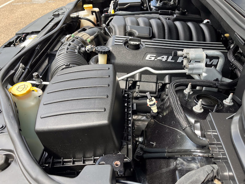 Used 2015 Jeep Grand Cherokee SRT AWD/4WD image 27