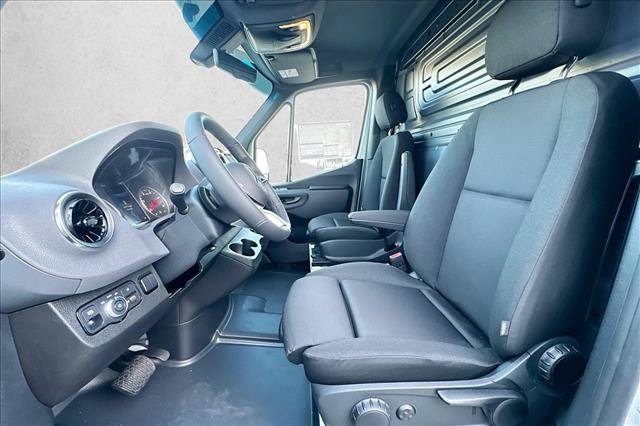New 2026 Mercedes-Benz Sprinter 2500 image 18