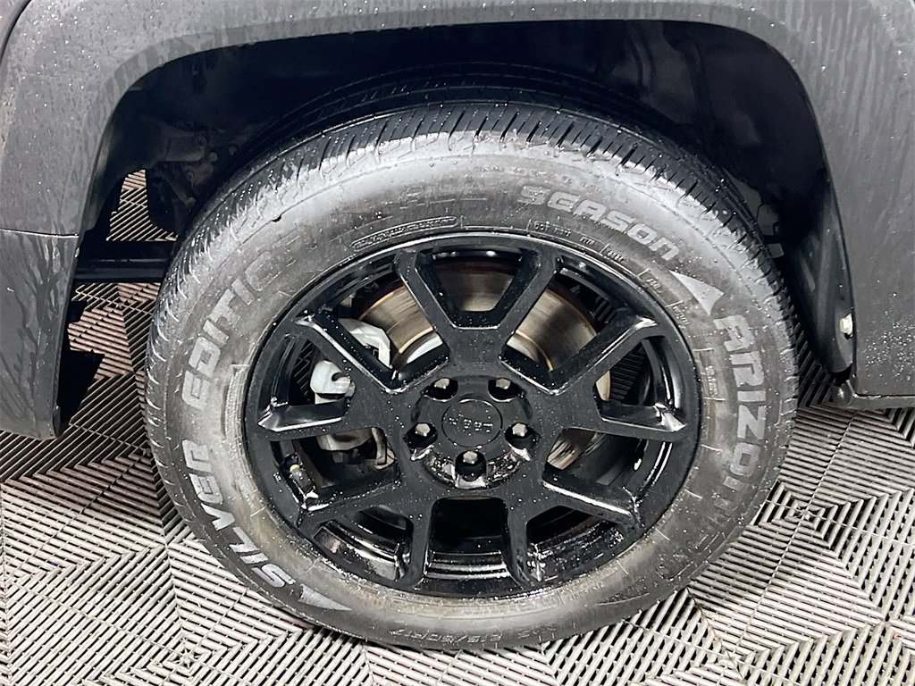 Used 2020 Jeep Renegade Altitude w/ UConnect 8.4 Nav Group image 28