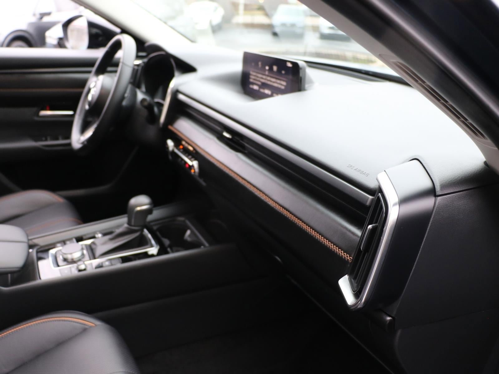 Certified 2025 MAZDA CX-50 2.5 Hybrid w/ Premium Plus Pkg image 8