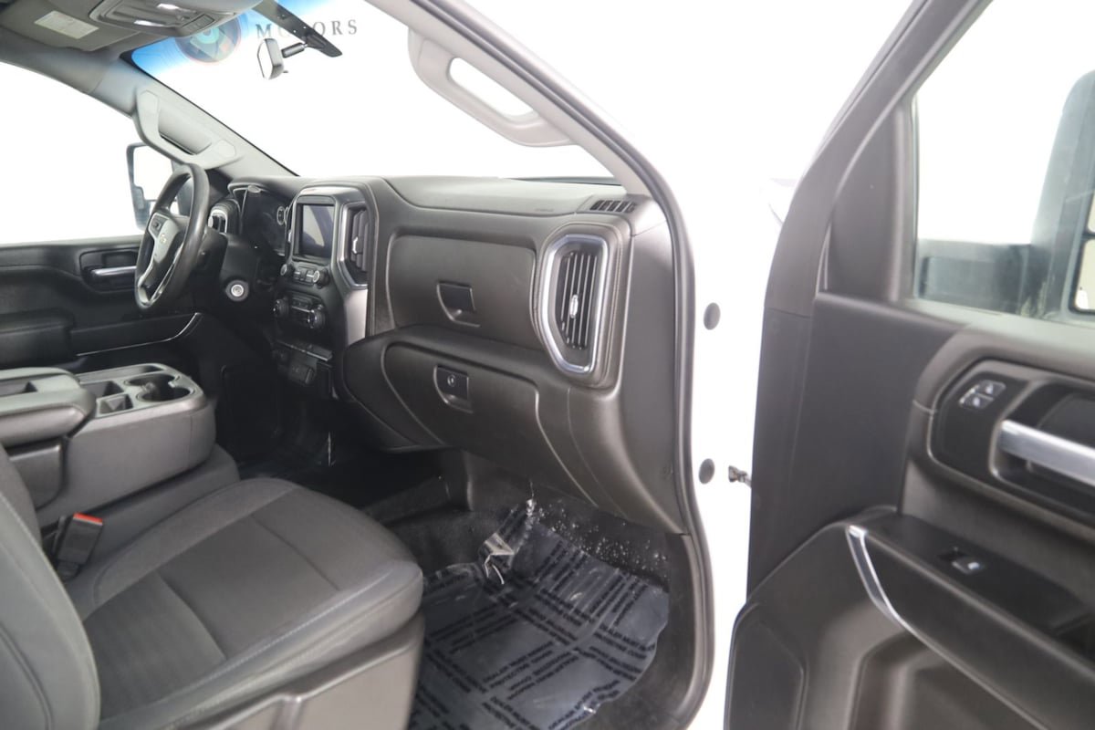 Used 2020 Chevrolet Silverado 2500 LT AWD/4WD image 36