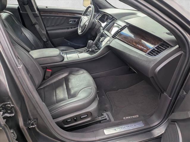 Used 2019 Ford Taurus Limited FWD image 18