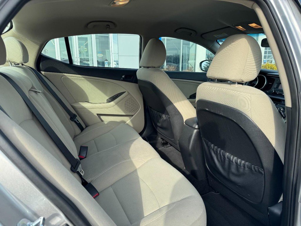 Used 2015 Kia Optima LX w/ Paint Protection Film Package image 12