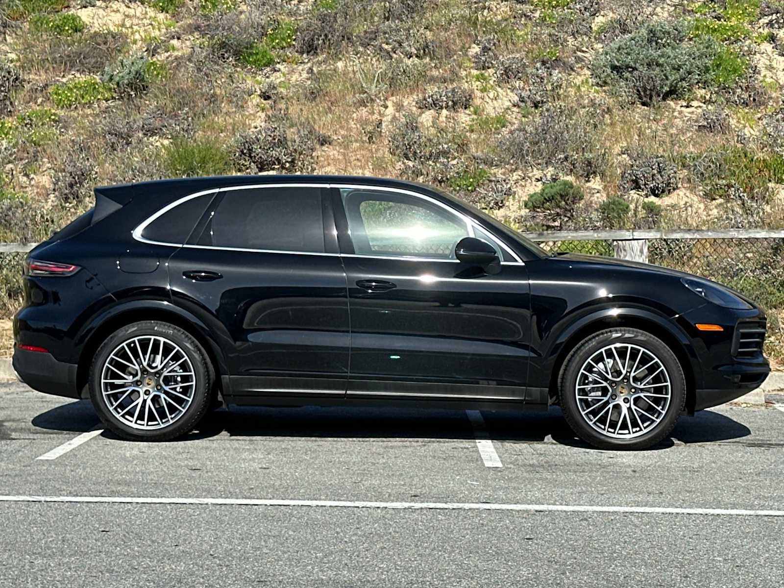 Certified 2021 Porsche Cayenne image 9