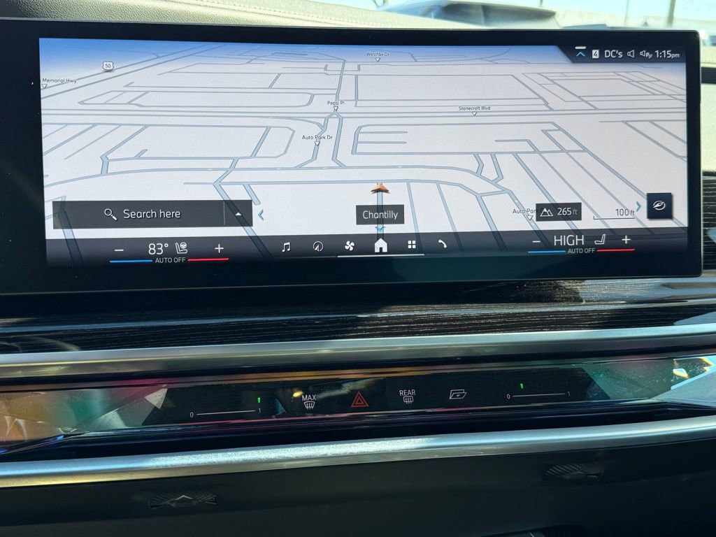 Used 2025 BMW 740i xDrive image 24