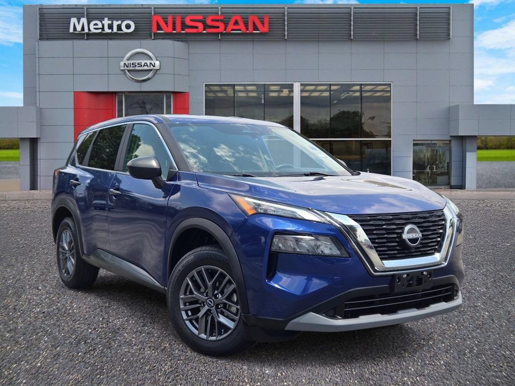 Used 2023 Nissan Rogue S FWD image 1