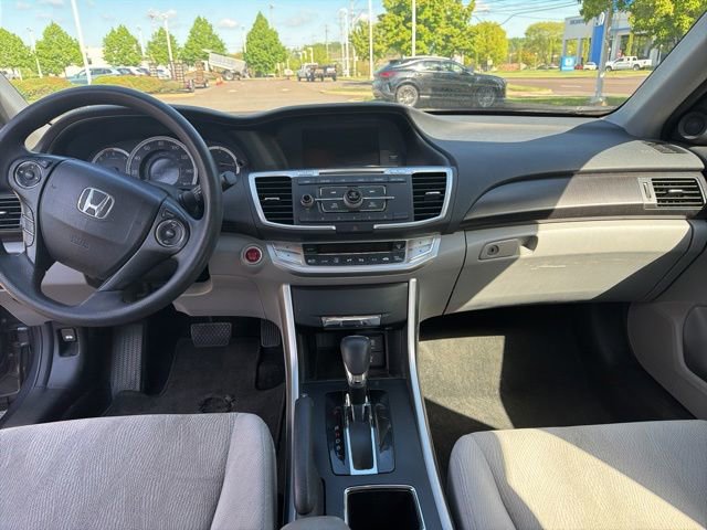 Used 2015 Honda Accord EX image 10