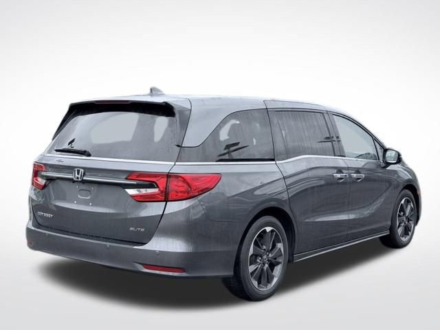 Used 2024 Honda Odyssey Elite image 5