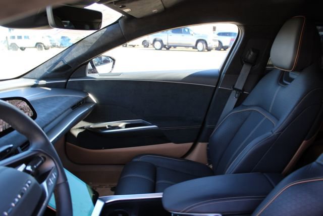 Used 2024 Lucid Air Grand Touring image 36