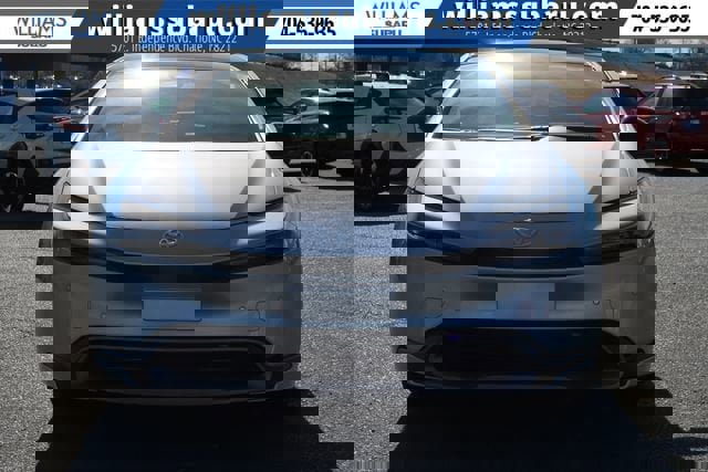 Used 2024 Toyota Prius Limited w/ Limited Premium Package image 2