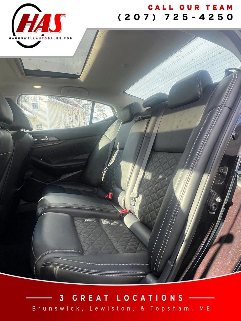 Used 2017 Nissan Maxima Platinum FWD image 28