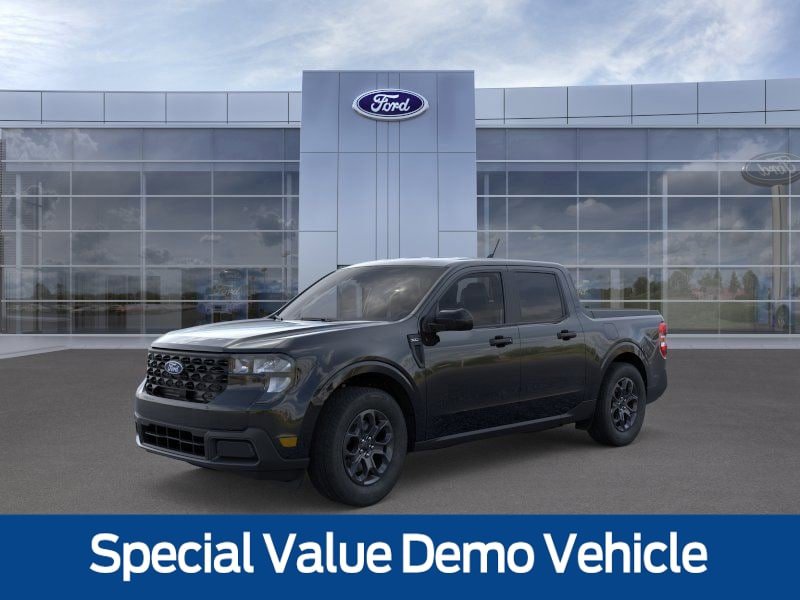 New 2026 Ford Maverick XLT w/ XLT Luxury Package AWD/4WD image 1