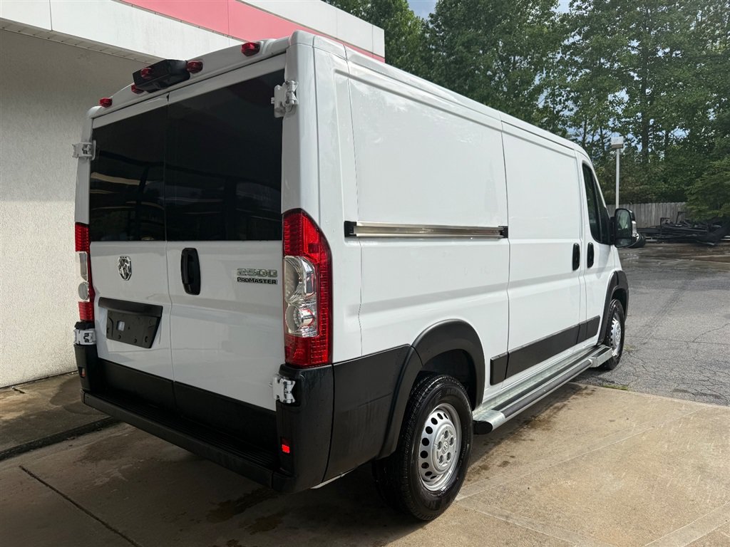 Used 2025 RAM ProMaster 2500 w/ U-Haul Equipment Group FWD image 3