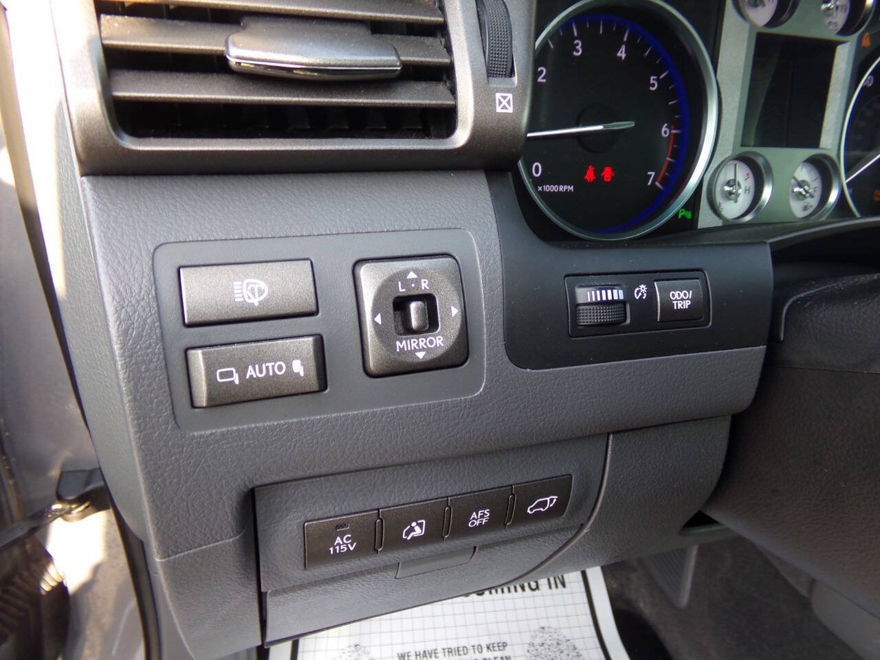 Used 2008 Lexus LX 570 4WD image 39