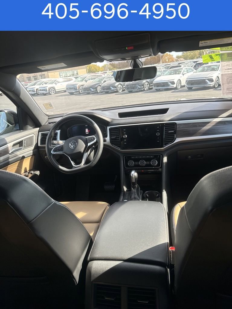 Used 2022 Volkswagen Atlas Cross Sport SE image 18