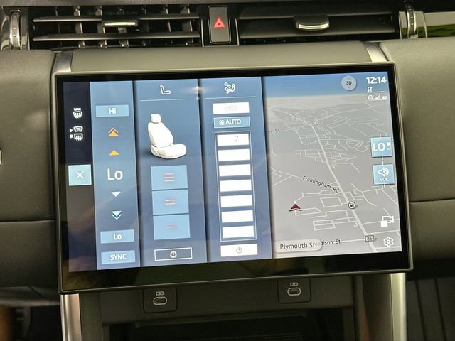 Used 2024 Land Rover Discovery Sport S image 15