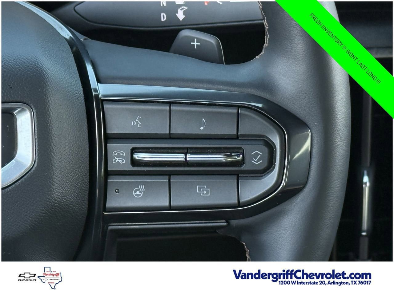 Used 2025 GMC Acadia AT4 AWD/4WD image 11