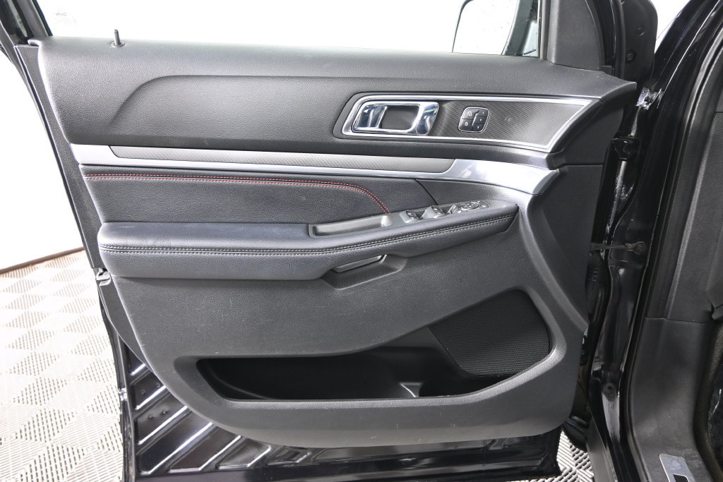 Used 2017 Ford Explorer Sport AWD/4WD image 19
