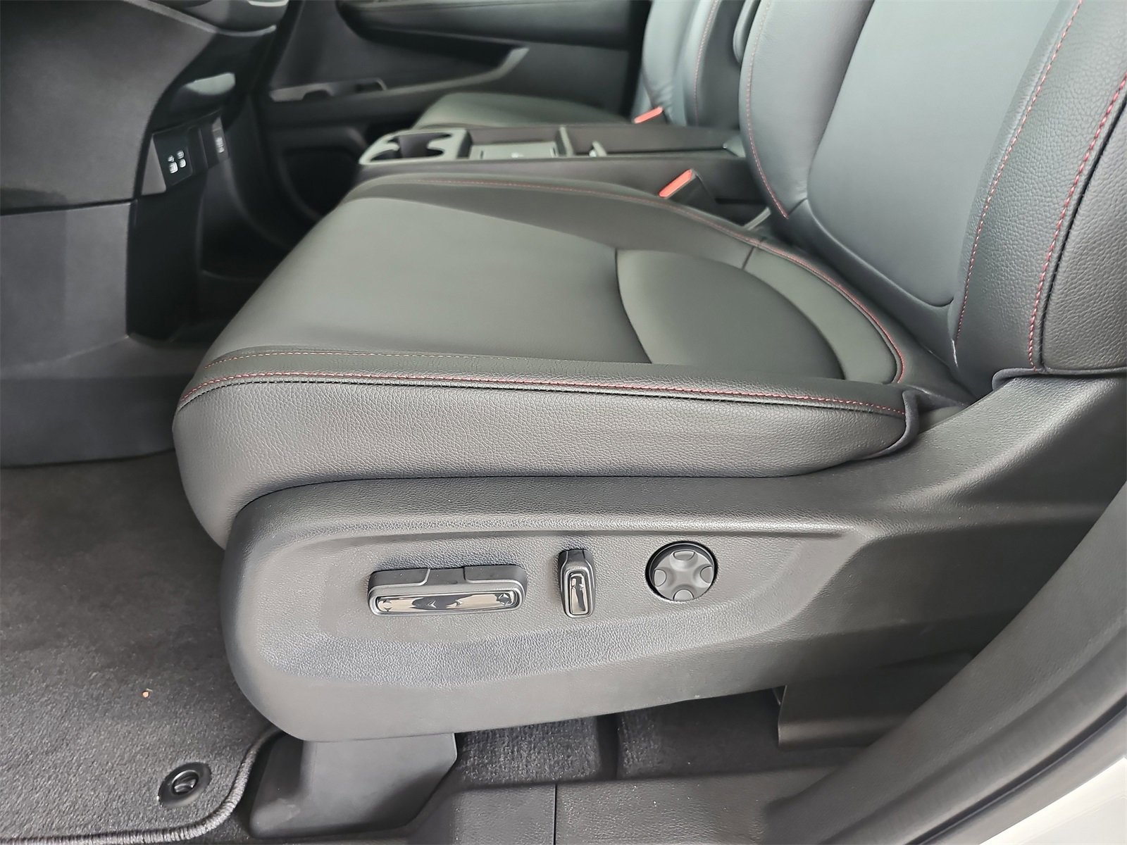 New 2026 Honda Odyssey Sport-L image 31