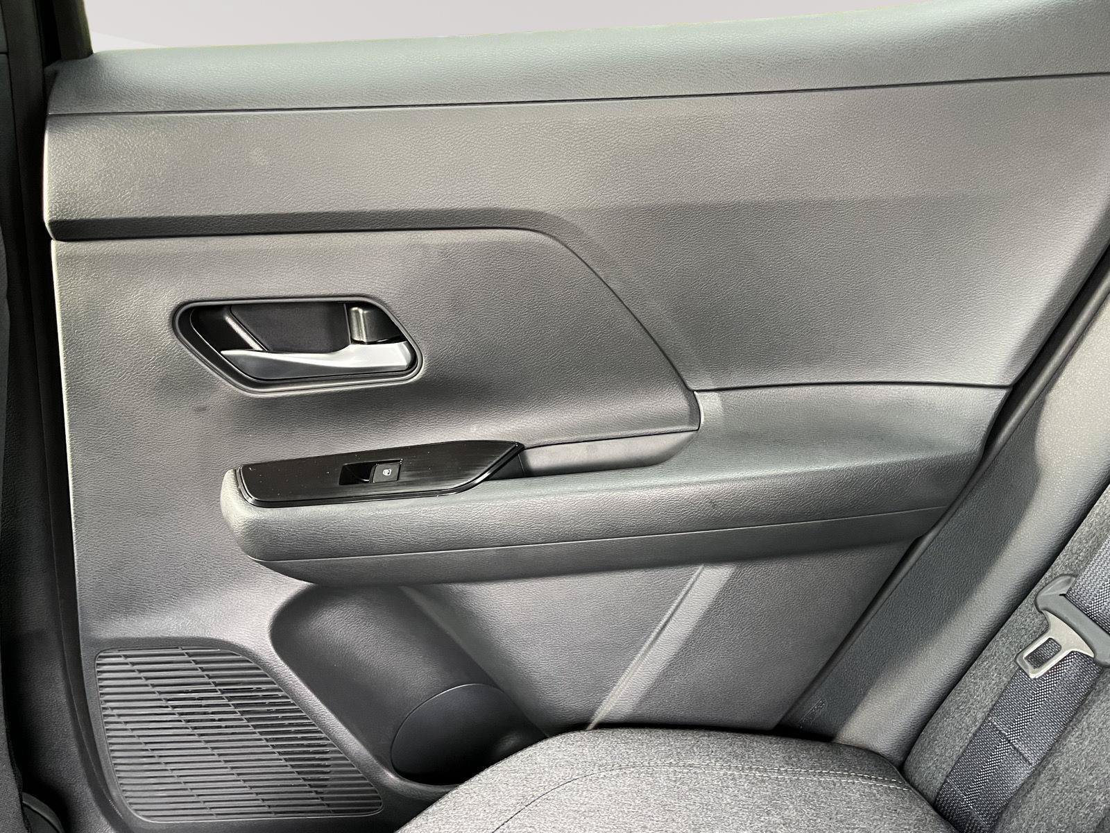 New 2026 Nissan Kicks SV AWD/4WD image 16