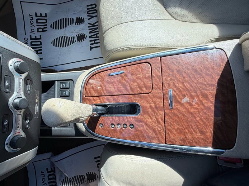 Used 2010 Nissan Murano LE w/ Navigation Pkg image 13