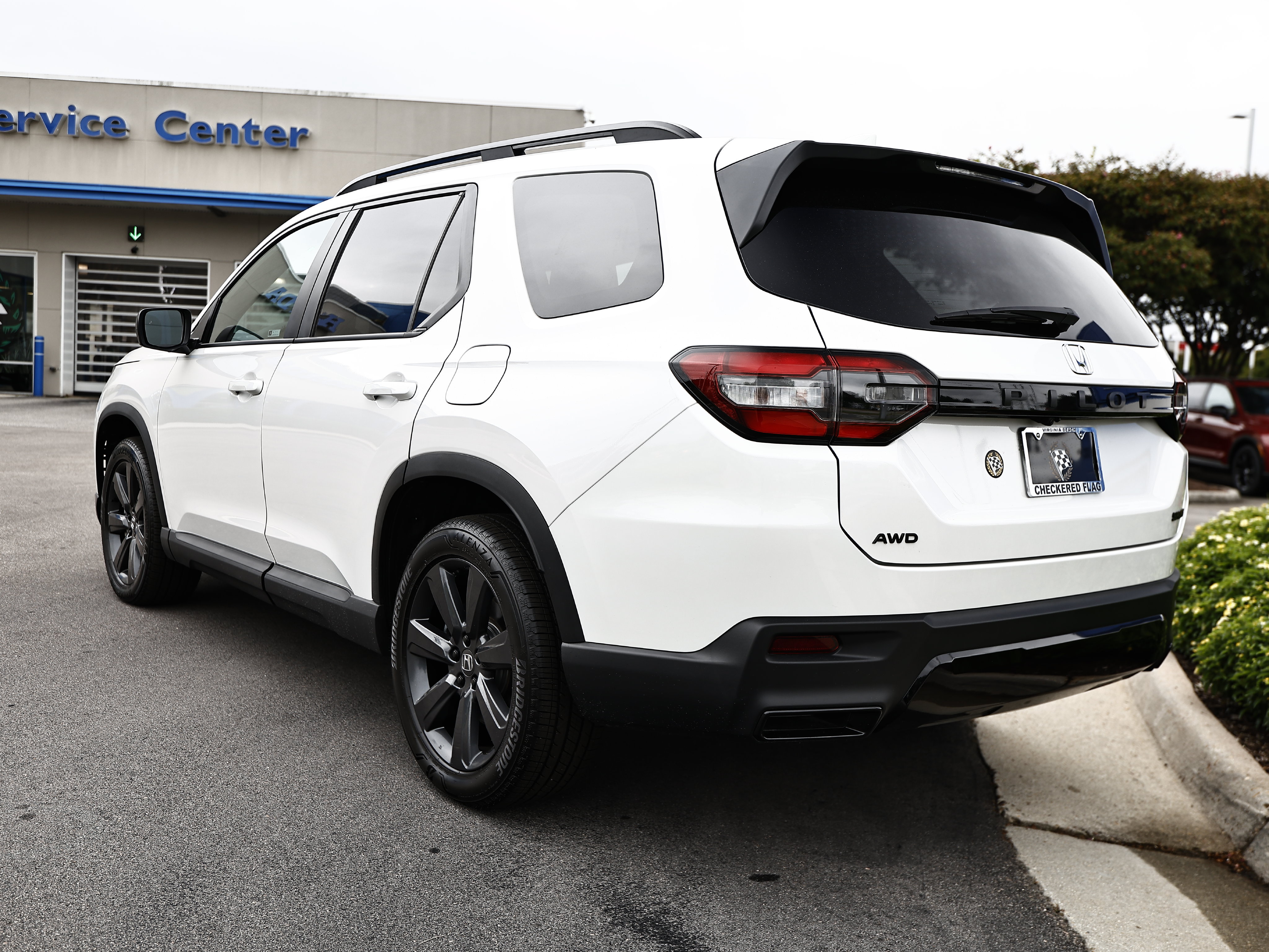 Used 2026 Honda Pilot Sport image 7
