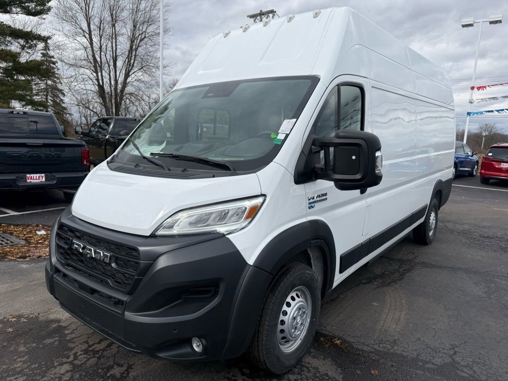 New 2024 RAM ProMaster 3500 w/ Delivery Van Package image 7