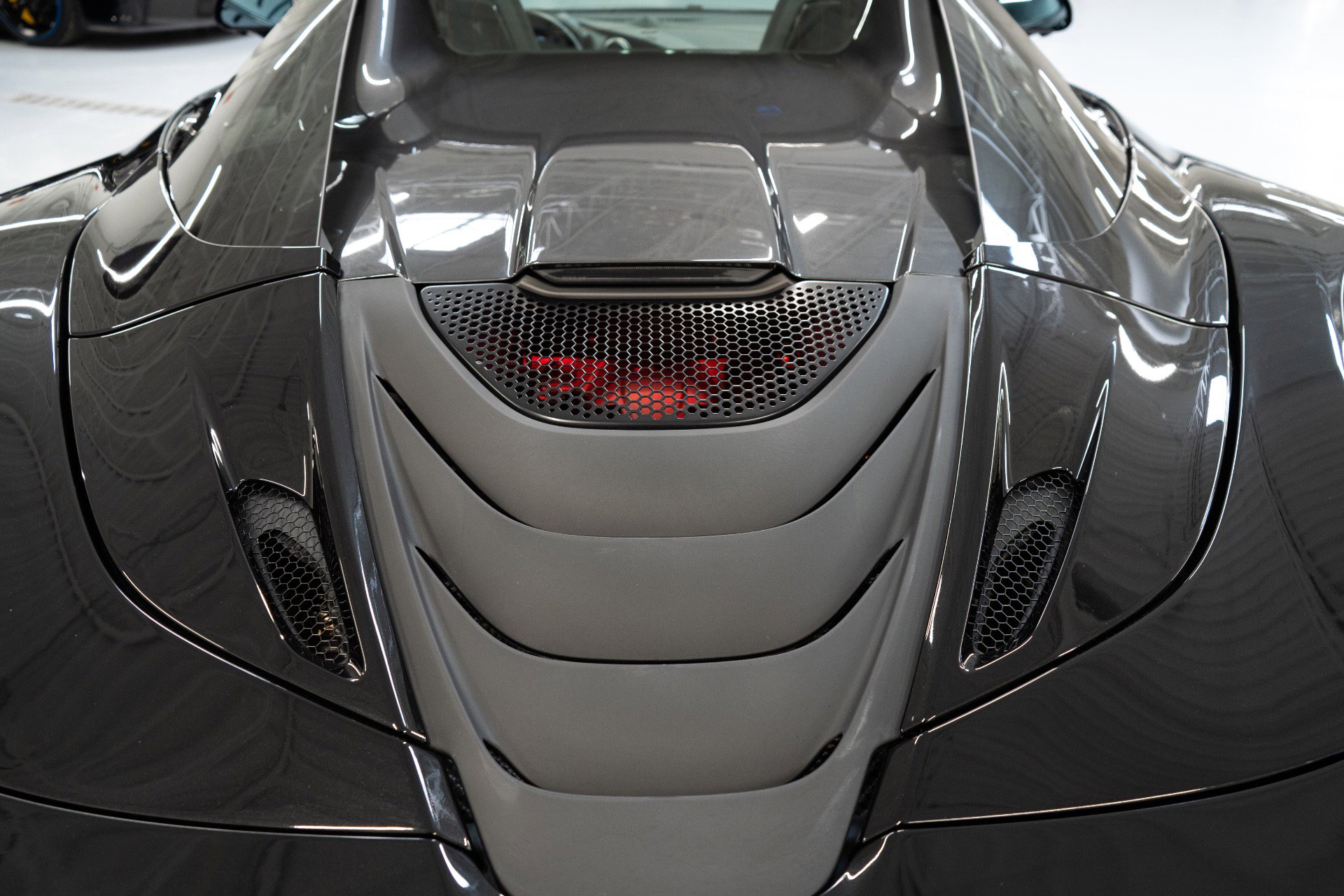 Used 2020 McLaren 720S Luxury RWD image 60