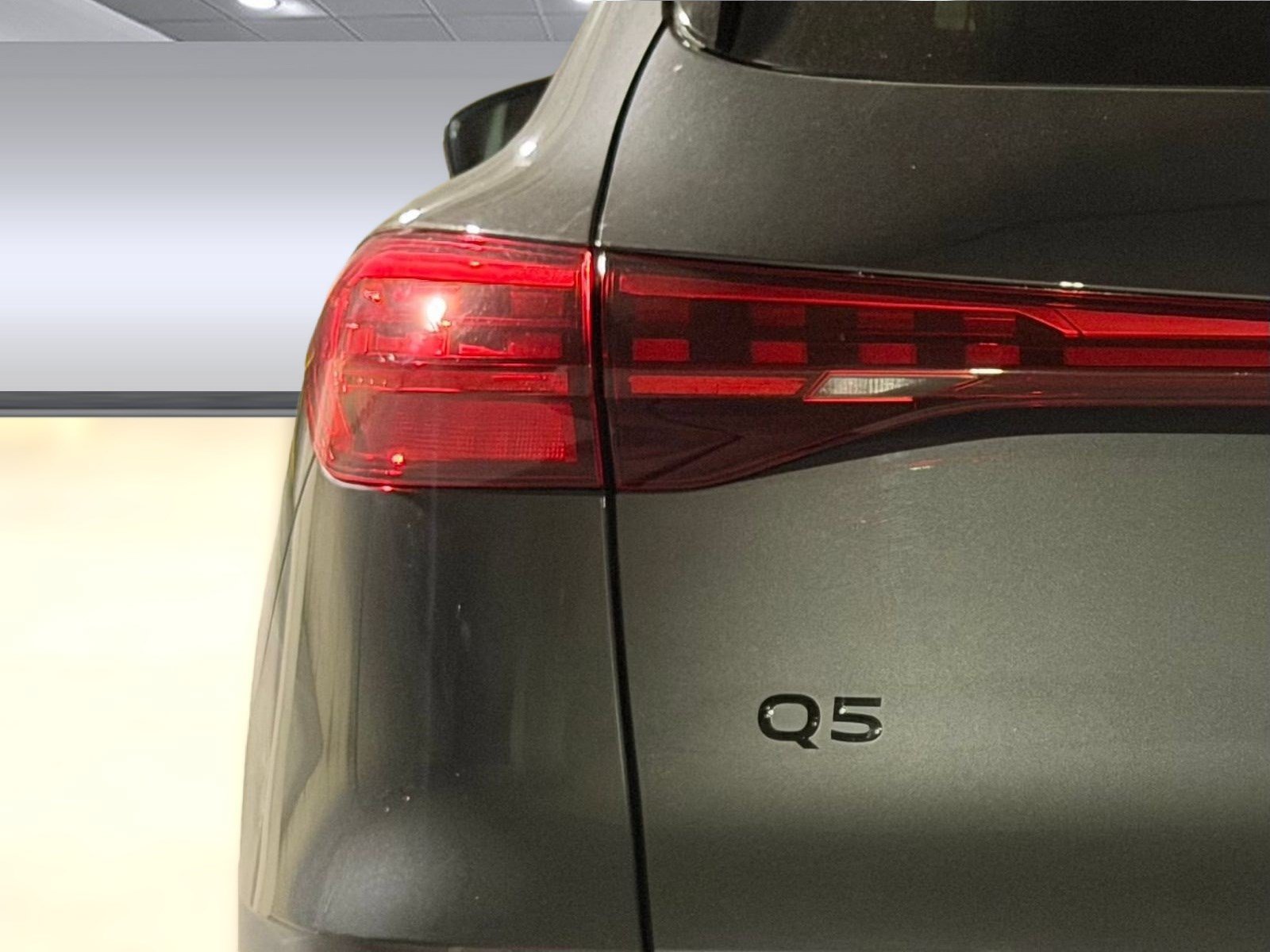 Certified 2025 Audi Q5 Premium w/ Convenience Package AWD/4WD image 29