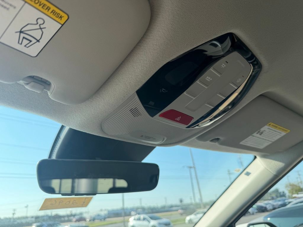 New 2027 Kia EV3 Wind FWD image 24