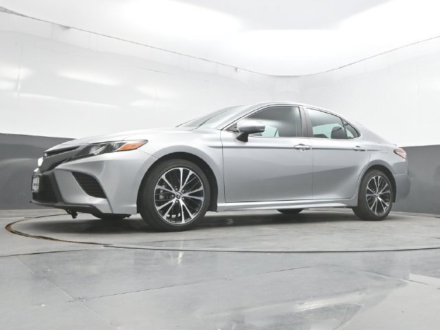 Used 2019 Toyota Camry SE FWD image 37