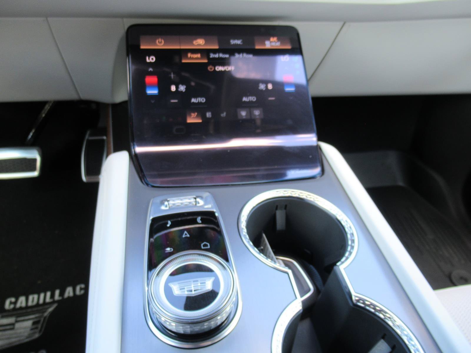 New 2027 Cadillac Vistiq Sport AWD/4WD image 26