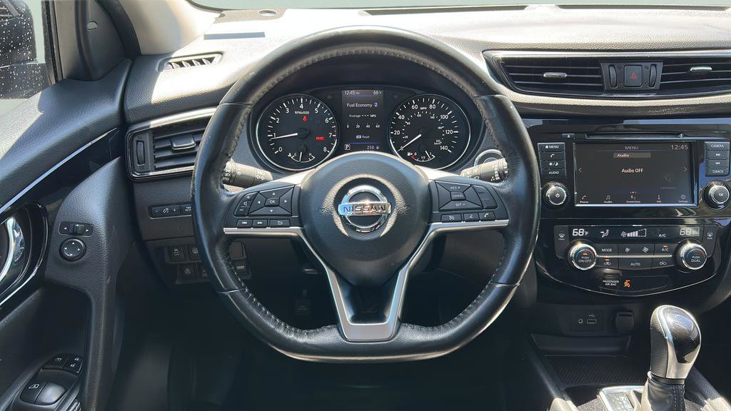 Used 2019 Nissan Rogue Sport SV w/ All-Weather Package image 18