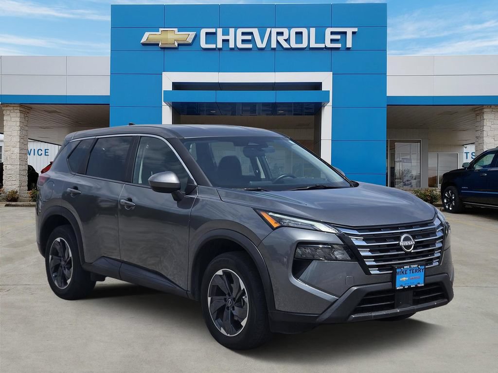 Used 2025 Nissan Rogue SV FWD image 1